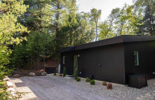 Cozy Luxury Cabin w Hot Tub, Fire Pit, King Bed - Foto 76