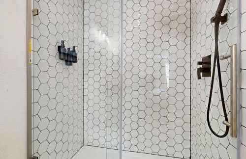 Game Room! Family Home, 6 Mi to Pearl District - Foto 8