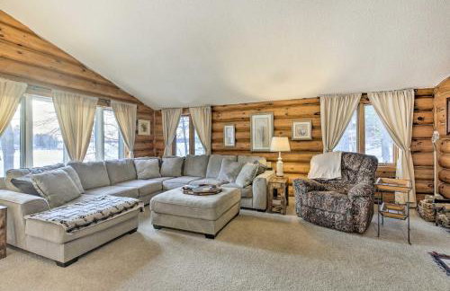 Lake Nokomis Escape with Dock and Beach Access - Foto 4