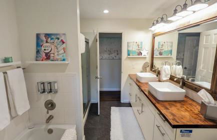 5 Bedroom Family Gathering Home with Indoor Hot Tub - Foto 7