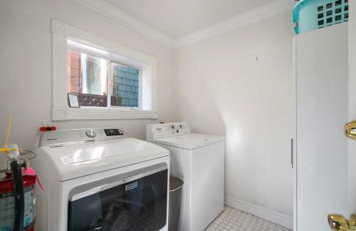 Beautiful Top Floor Getaway in Beach Town - Foto 22