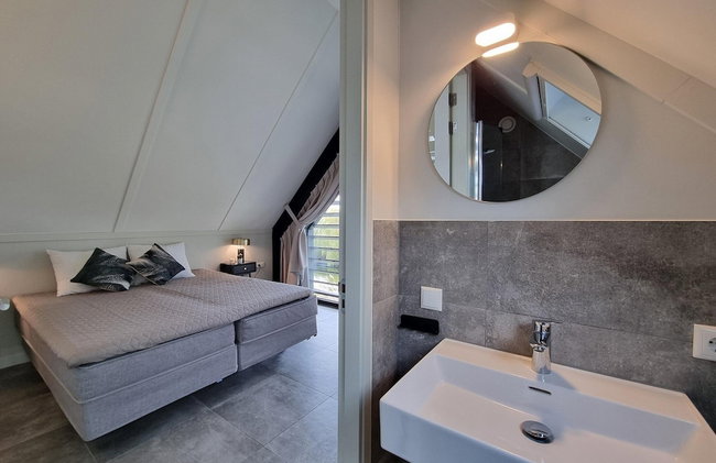 Luxurious Detached Water Villa With Jetty - Foto 73