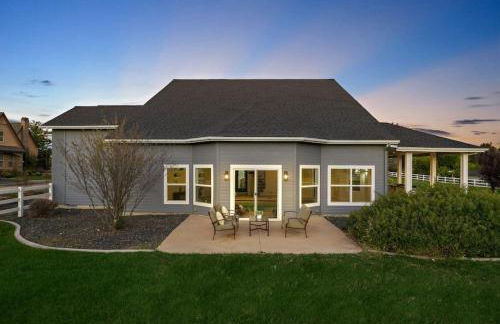 Private Oasis On 2 Acres with Indoor Pool and Theater - Foto 44