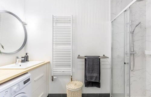 LA BELLE ROSE - Appartement 4 personnes proche gare Bordeaux - Foto 3