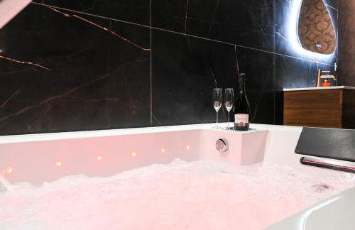 Suite Diamant Spa Détente avec Balnéo Double & Sauna - Foto 23