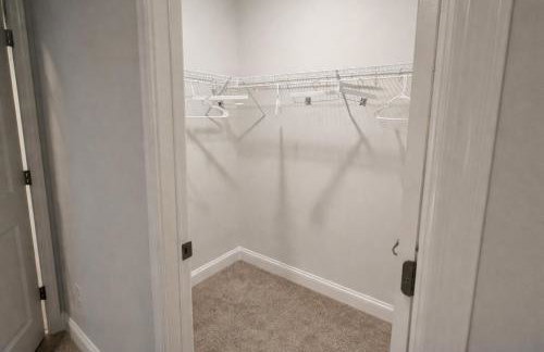 Clayton 6-Beds Family Home Near Raleigh Sleeps 12 - Foto 19