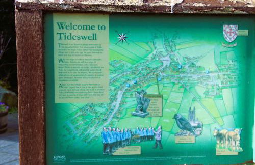 The Beautiful Bobbin - Premium Cottage with views, local walks, wood burner & pubs - Photo 45