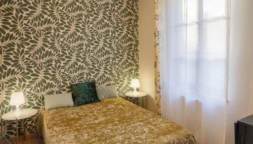 La Maison de Jeanne - Cœur Historique d'Orléans avec parkings privés - classée 3 étoiles - Foto 4