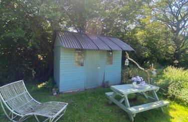 Luxury homely open-plan Barn with log burner & games room - Foto 19