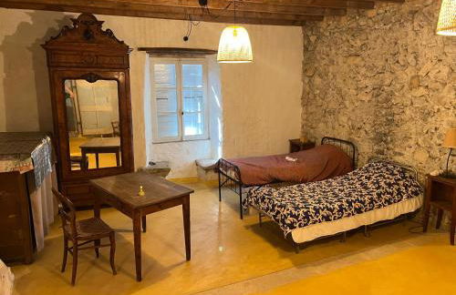 Logement atypique tout en pierre - Foto 10