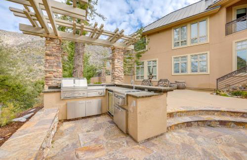 Hot Tub and Views Luxe Mountain Escape in Yucaipa - Photo 40