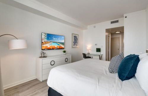 City View Balcony steps from Restaurants, Peacock Park & Marina - Foto 8