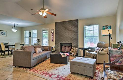 2 Mi to Lake McQueeny Gem with Covered Patio - Foto 6