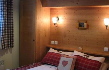 Appt Le Hameau Des Rennes 4 étoiles Pieds des pistes Piscine Intérieure Extérieure - Foto 7