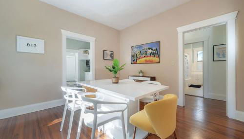 Historic & Cozy Bungalow by Downtown - Foto 3