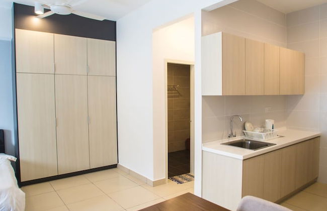 OwnAStay Midhill by Symphony Suite - Photo 44