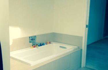 Luxe in Hollywood Hills- modern oasis, pool 5 min to Sunset - Foto 44