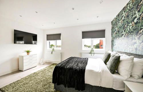 Spacious 1Bed Apt - Steps to Ealing Broadway & Shops - Foto 13