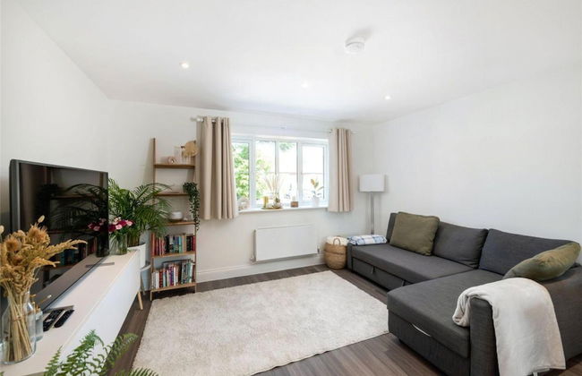 2 Bed 2 Bath Apt Close to Reigate Station - 2230 - Foto 1