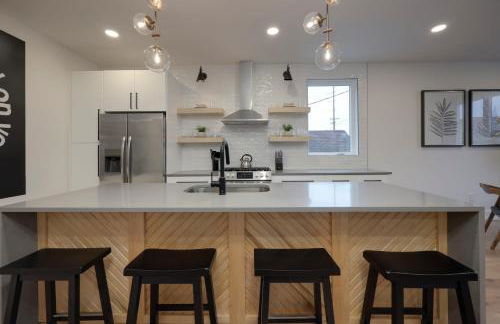 Skyline Luxury - Rooftop Deck- King Suites-Garage - Foto 23