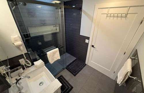 The Luxury Suite - 1BR with Gym & Office - Foto 49