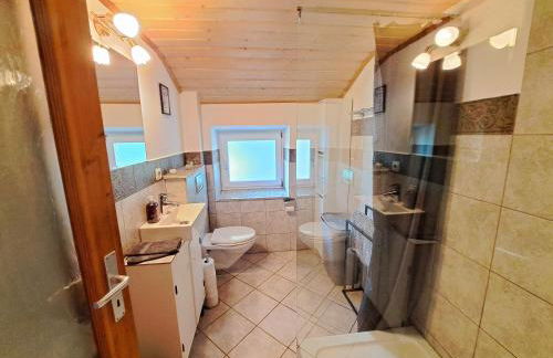 Schloss Hilbringen Gesindewohnungen - Foto 10