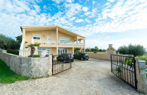 Apartment Holiday House Diana - Foto 42