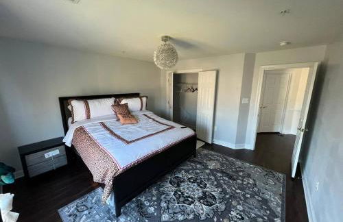 Spacious 5 BR House w/ Gym - Foto 39