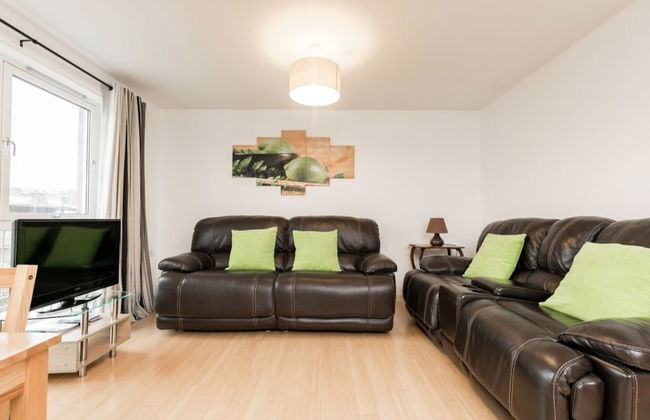 Stylish 2 Bedroom Apartment Aberdeen City Centre - Foto 1
