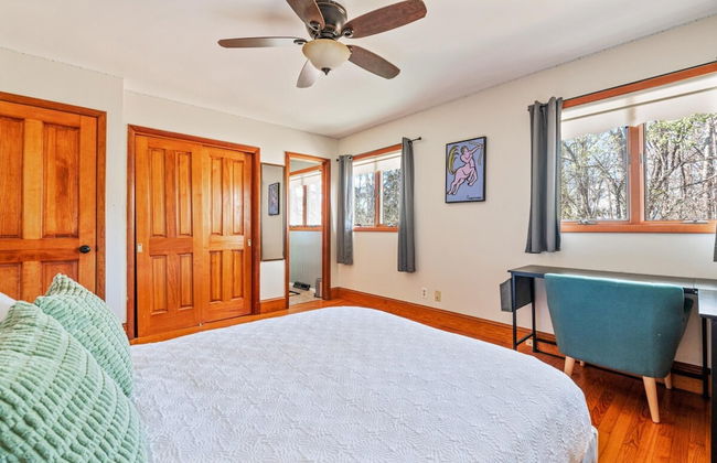 HV Spacious Retreat w Pool No Cleaning Fee - Foto 9