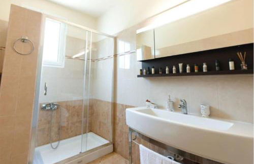 Villa Orfeas Seaview Retreat - Photo 15