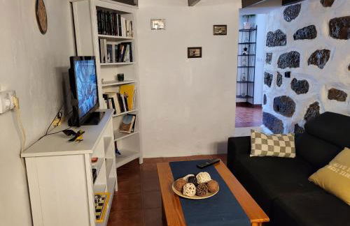 Casa Rural LOS PINARES El Juncal de TEJEDA - Foto 13