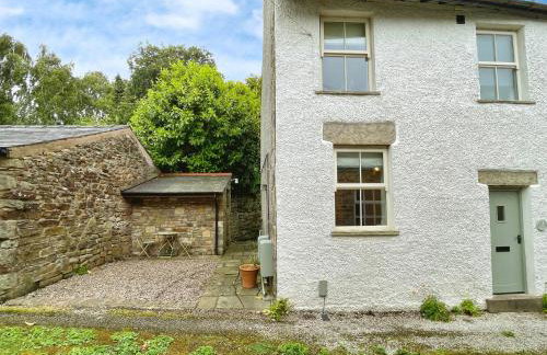 3 Chapel Square - Photo 2