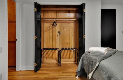 Cozy Retreat near Paris Mtn State Park Sleeps 12 - Foto 49