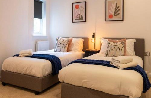 Spacious 3 bed, Parking, Long stays welcome, Relocators, Families, Contractors - Foto 11