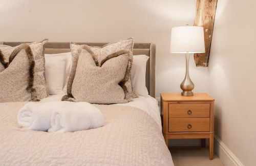 The Farmhouse - Photo 24