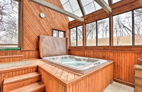 Spacious Home with Pond about 13 Mi to Columbia! - Foto 14