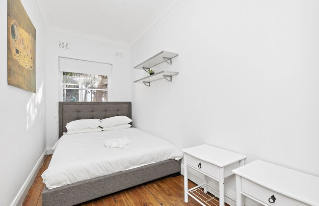 Pelicanstay in Bondi Beach - Photo 2