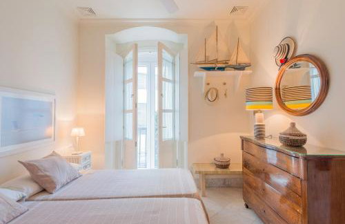 Apto Argüelles vistas a la bahía - Foto 20