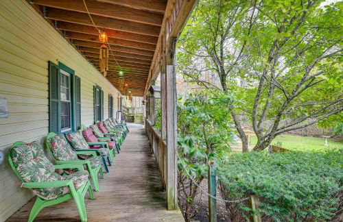 Lanesville Home with Pool Table, Bar and Deck! - Foto 34