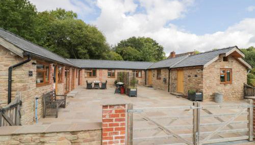 Keepers Barn - Photo 1