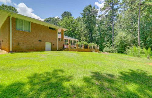 4 Mi to UGA Pet-Friendly Home in Athens - Photo 37