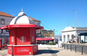 Cacilhas Riverside Lisbon Apartment - Photo 27