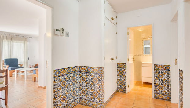 Entrada (vista interior)