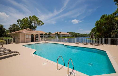 Luxury condo near Wiggins pass beach & park - Foto 23