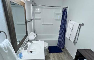 Downtown and Near, I-95. Pet Yes - Photo 47