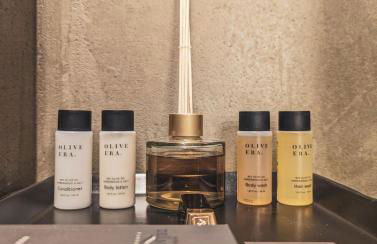 Three Dots Boutique Suites - Foto 29