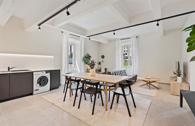 Clausen Hideaway Modern Apartment ID211 - Photo 8