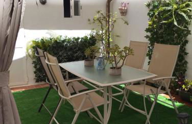 Patios con encanto - Foto 2