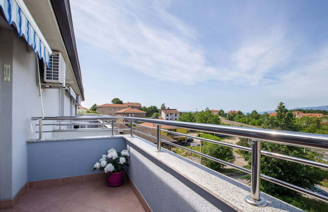 Modern Apartment in Viskovo With Balcony - Foto 34